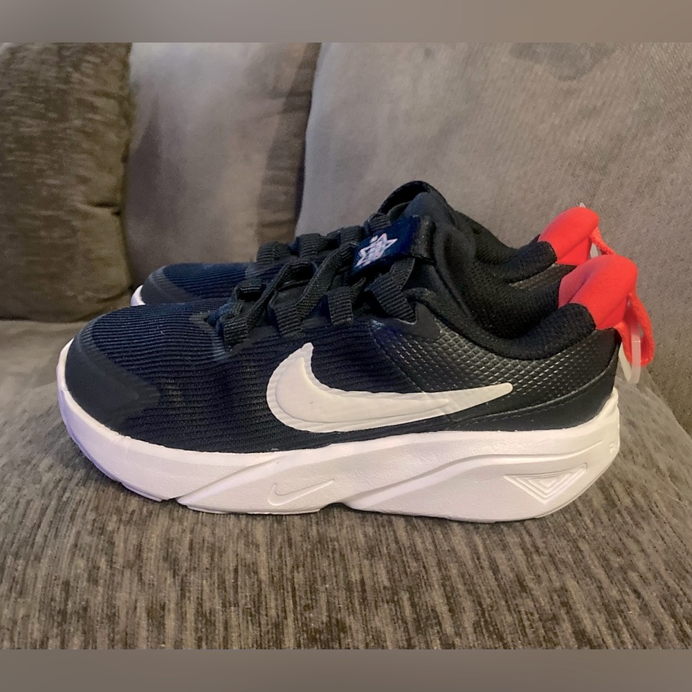 KIDS NIKE STAR RUNNERS 4 (KIDS)